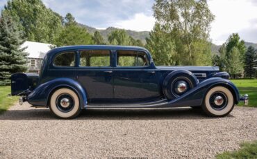 Packard-Twelve-1935-Limousine-8