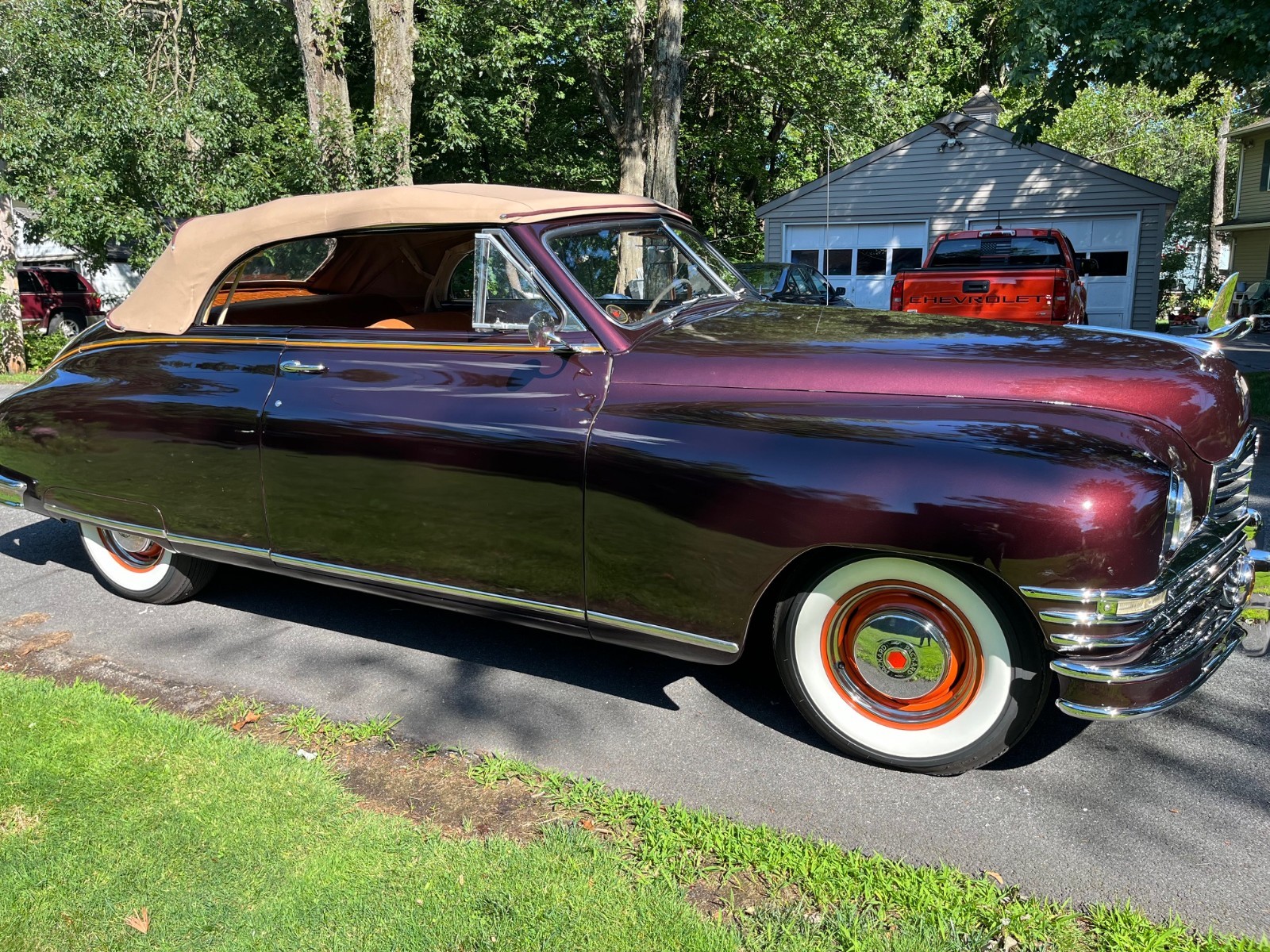 Packard-Victoria-1948-Convertible-1