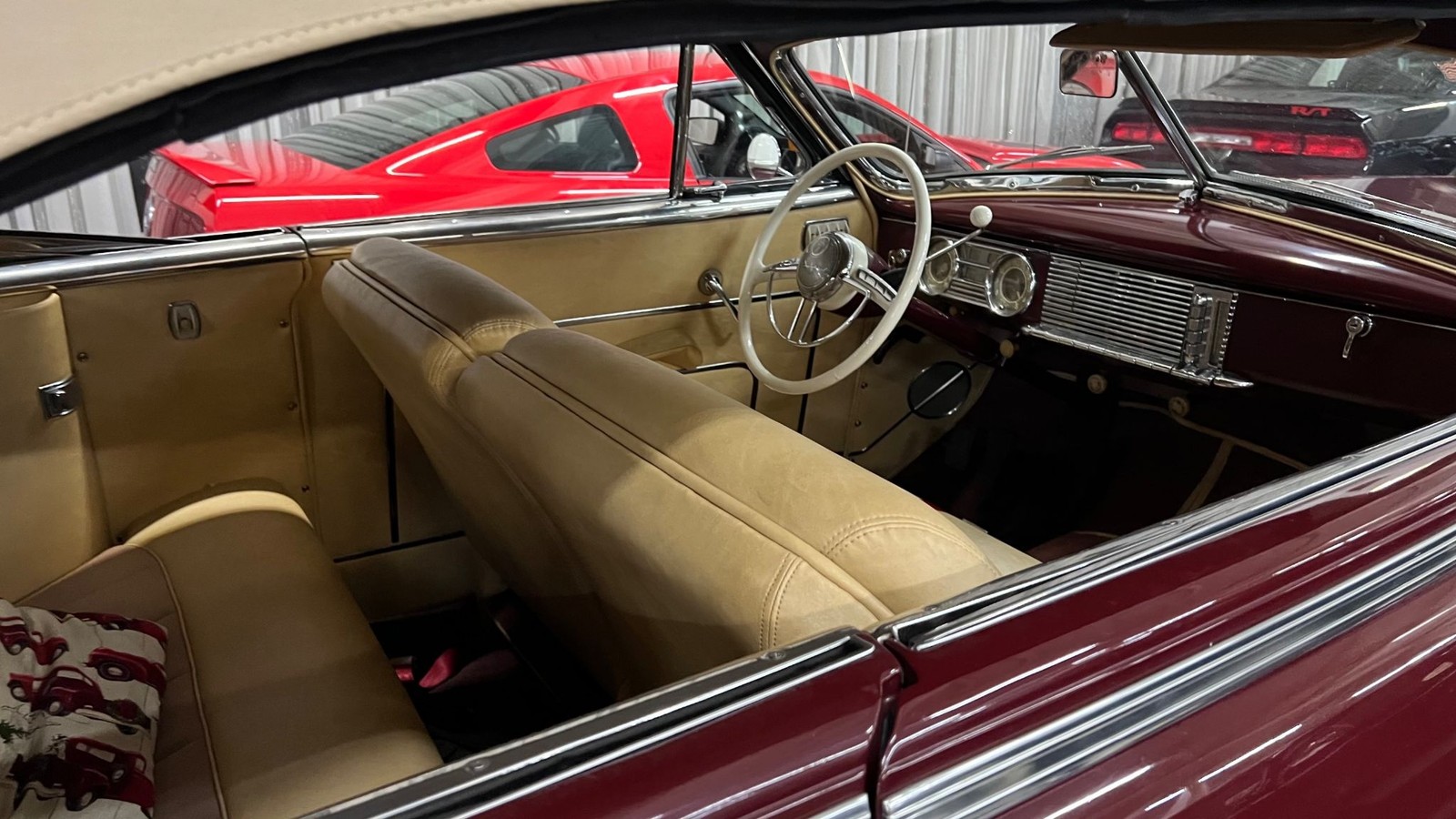 Packard-Victoria-Super-8-1948-Convertible-18