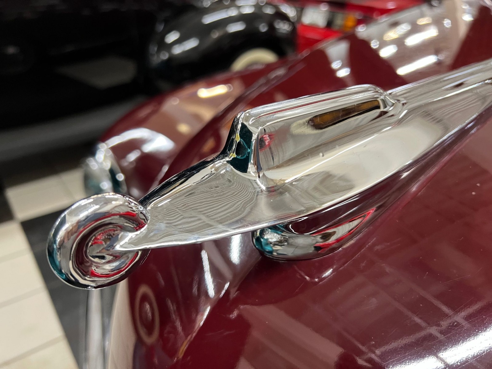 Packard-Victoria-Super-8-1948-Convertible-2