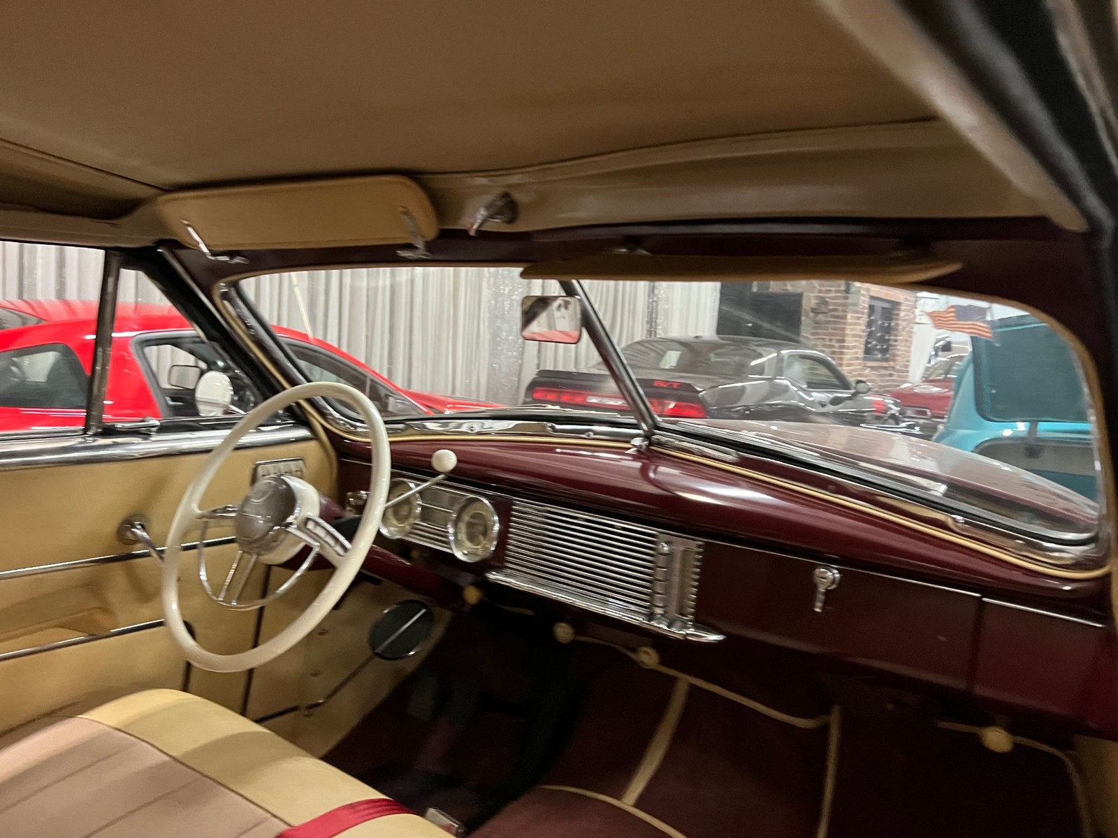 Packard-Victoria-Super-8-1948-Convertible-22