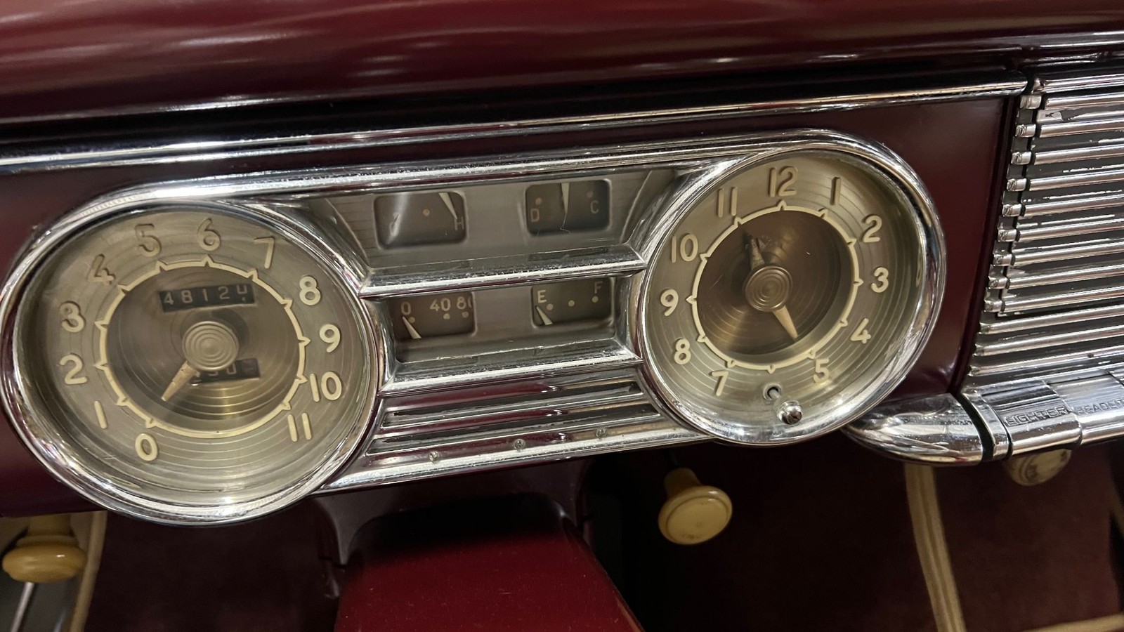 Packard-Victoria-Super-8-1948-Convertible-7
