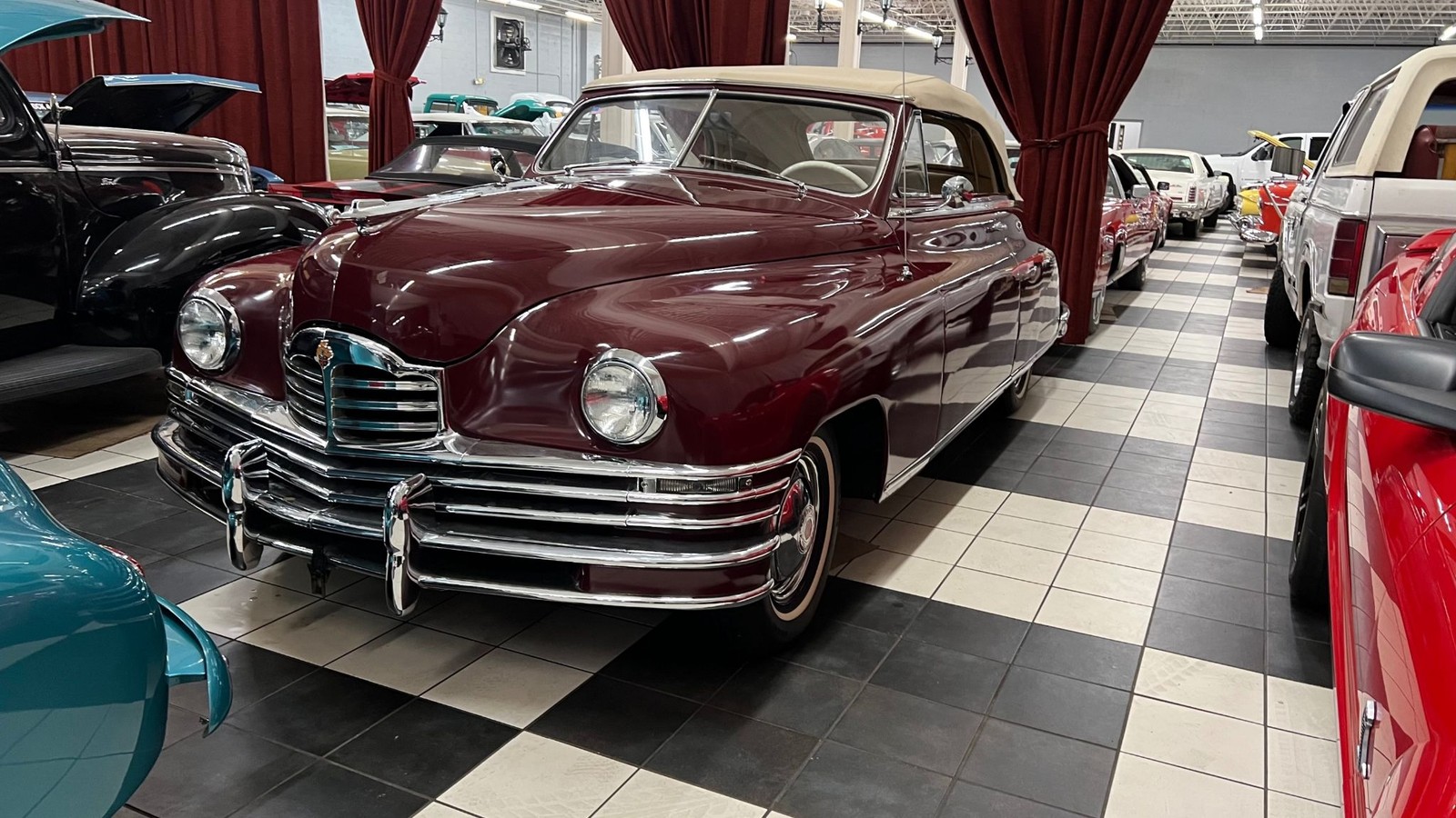 Packard-Victoria-Super-8-1948-Convertible-9