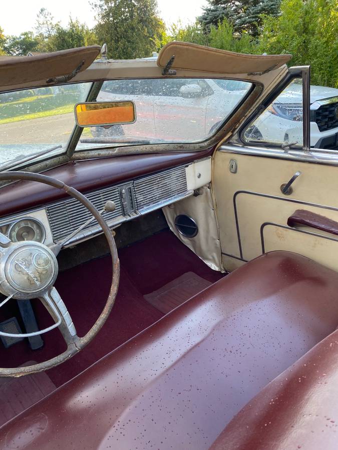 Packard-custom-eight-victoria-convertible-1948-white-12