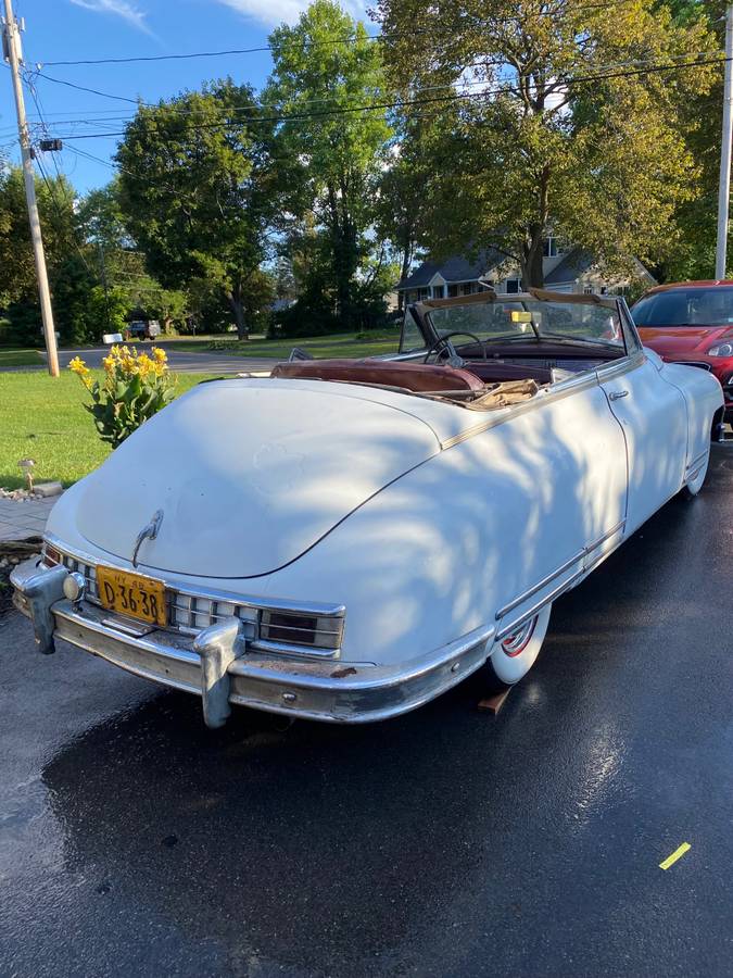 Packard-custom-eight-victoria-convertible-1948-white-22