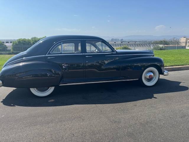Packard-custom-super-clipper-1947-black-1