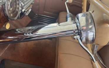 Packard-custom-super-clipper-1947-black-4
