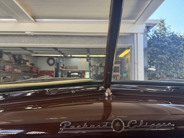 Packard-custom-super-clipper-1947-black-9