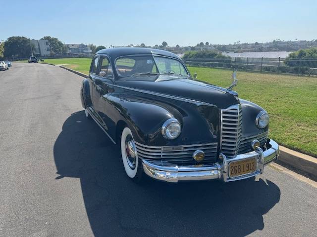 Packard-custom-super-clipper-1947-black