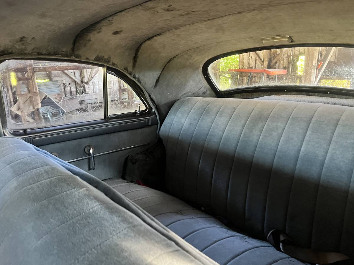 Packard-touring-1950-black-8