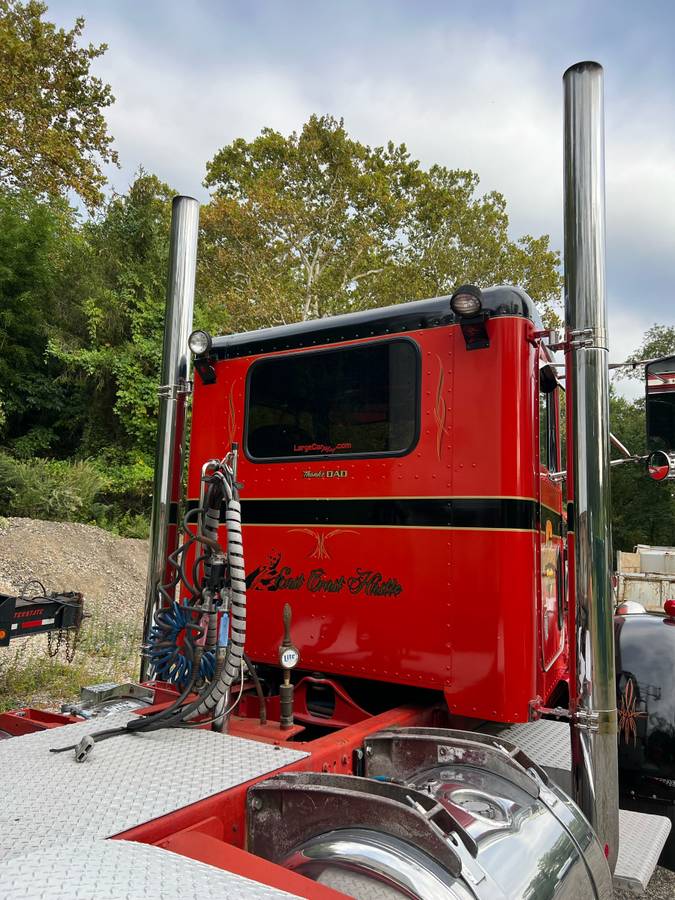 Peterbilt-359-diesel-1980-2