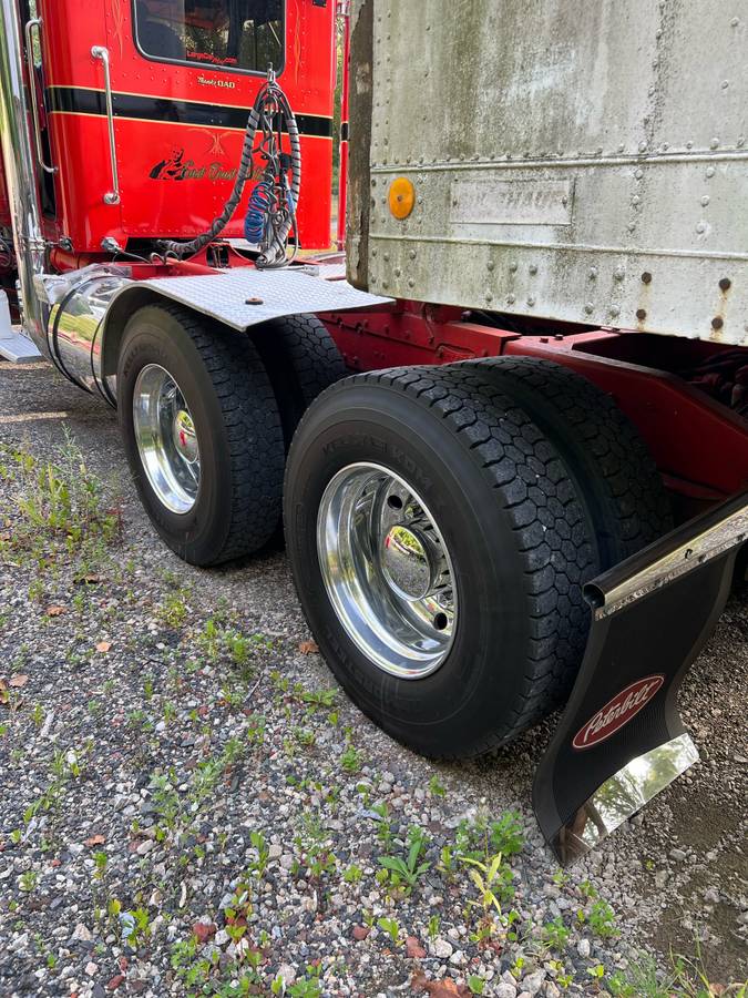 Peterbilt-359-diesel-1980-5
