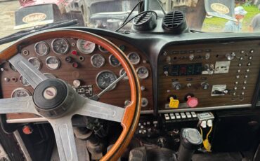 Peterbilt-359-diesel-1986-10