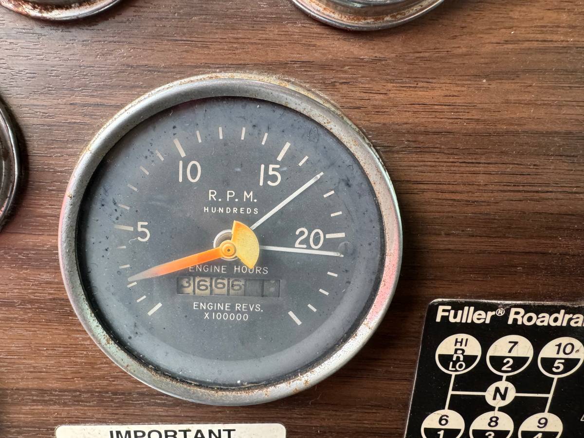Peterbilt-359-diesel-1986-6