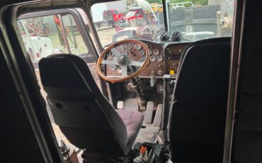 Peterbilt-359-diesel-1986-8
