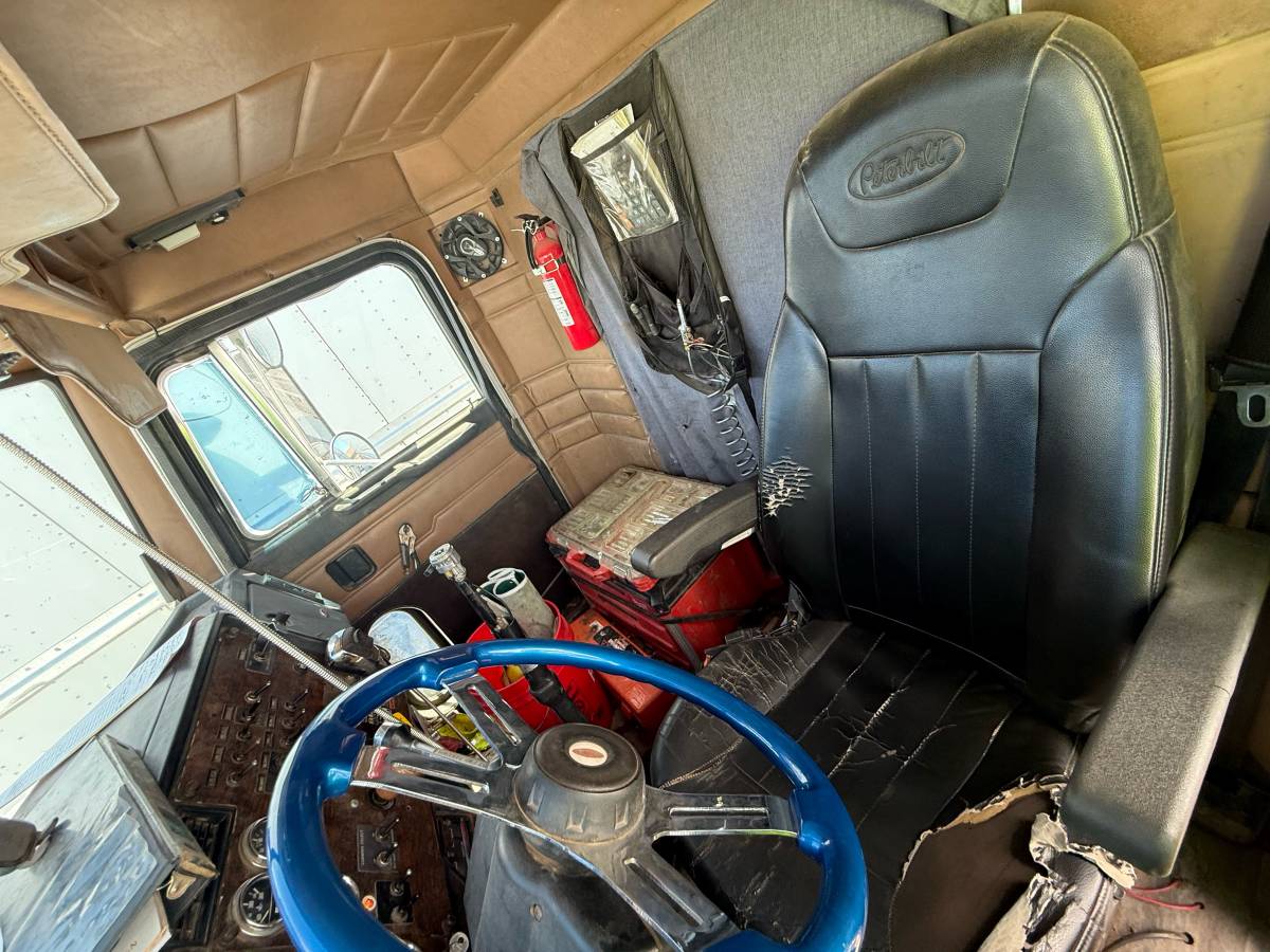 Peterbilt-378-diesel-1992-6