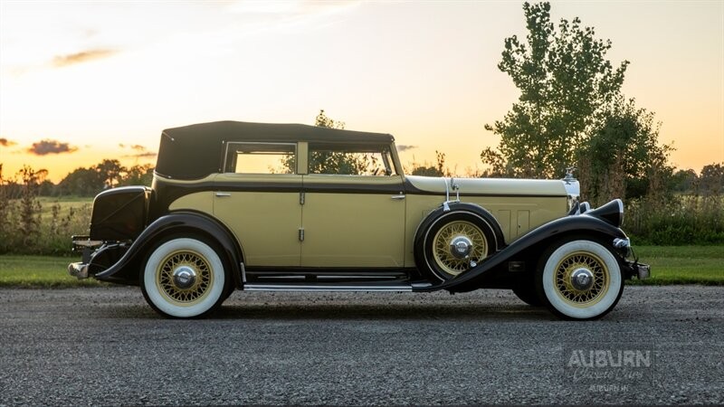 Pierce-Arrow-Eight-Model-54-1932-5