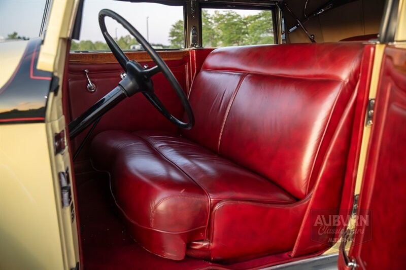 Pierce-Arrow-Eight-Model-54-1932-9