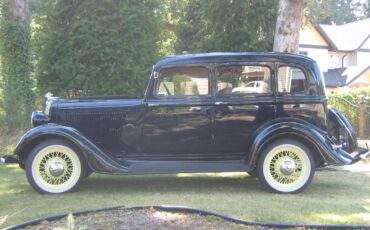 Plymouth-1934-blue-3