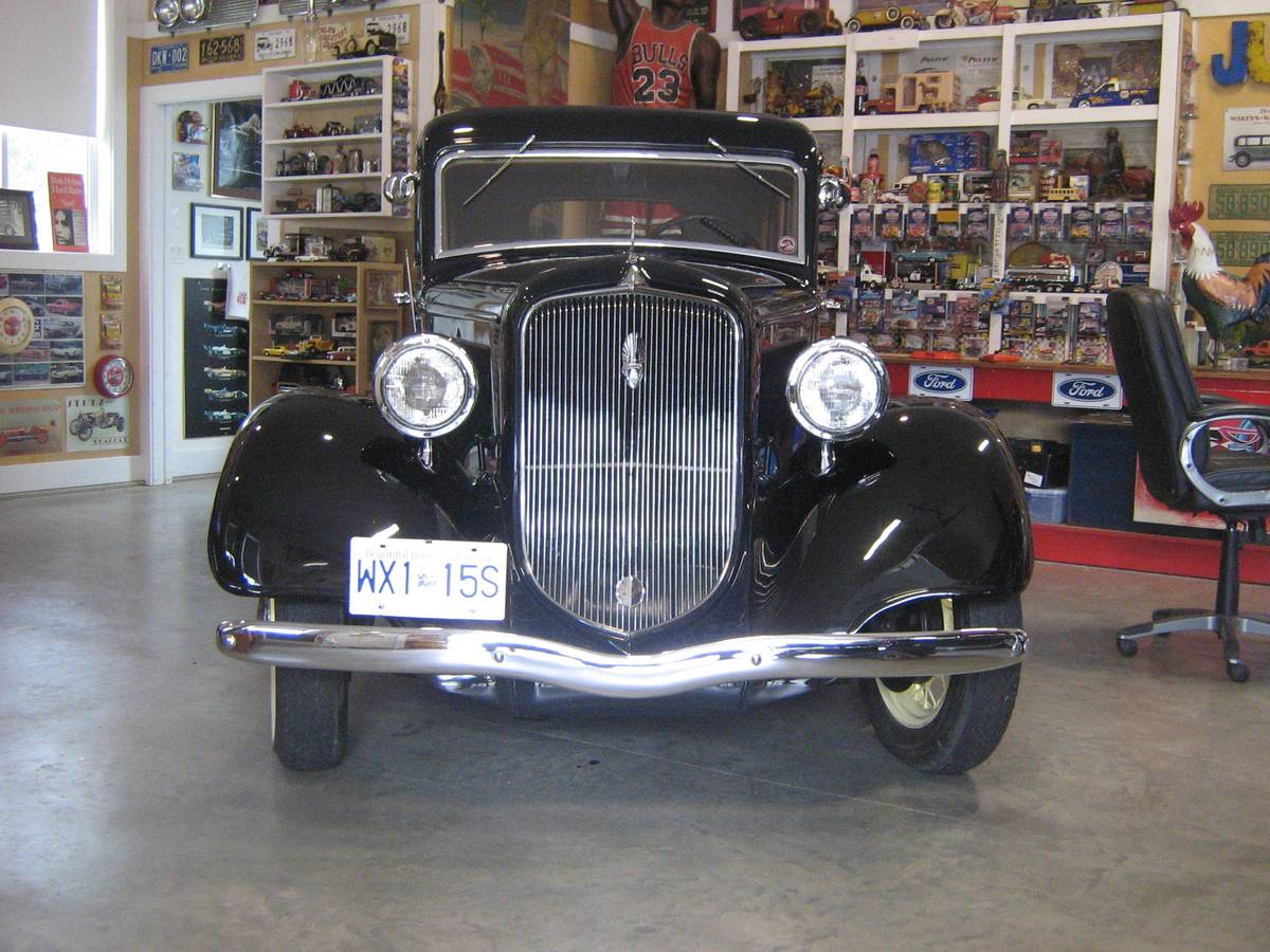 Plymouth-1934-blue-6