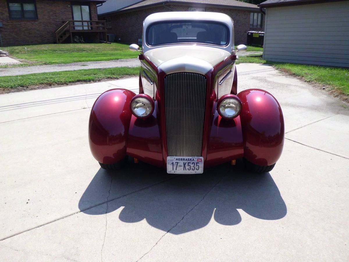 Plymouth-1935-2