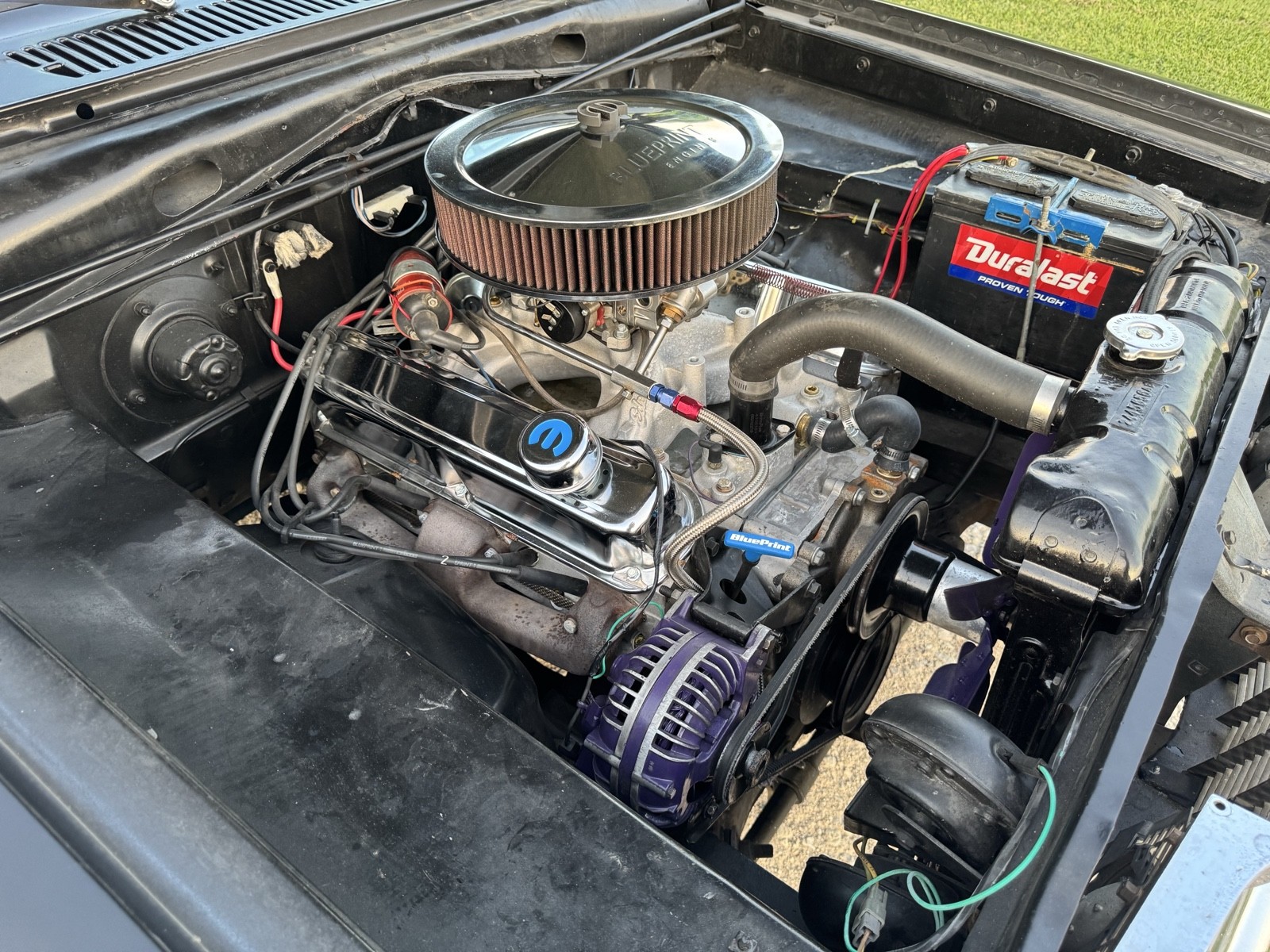 Plymouth-Barracuda-1964-27