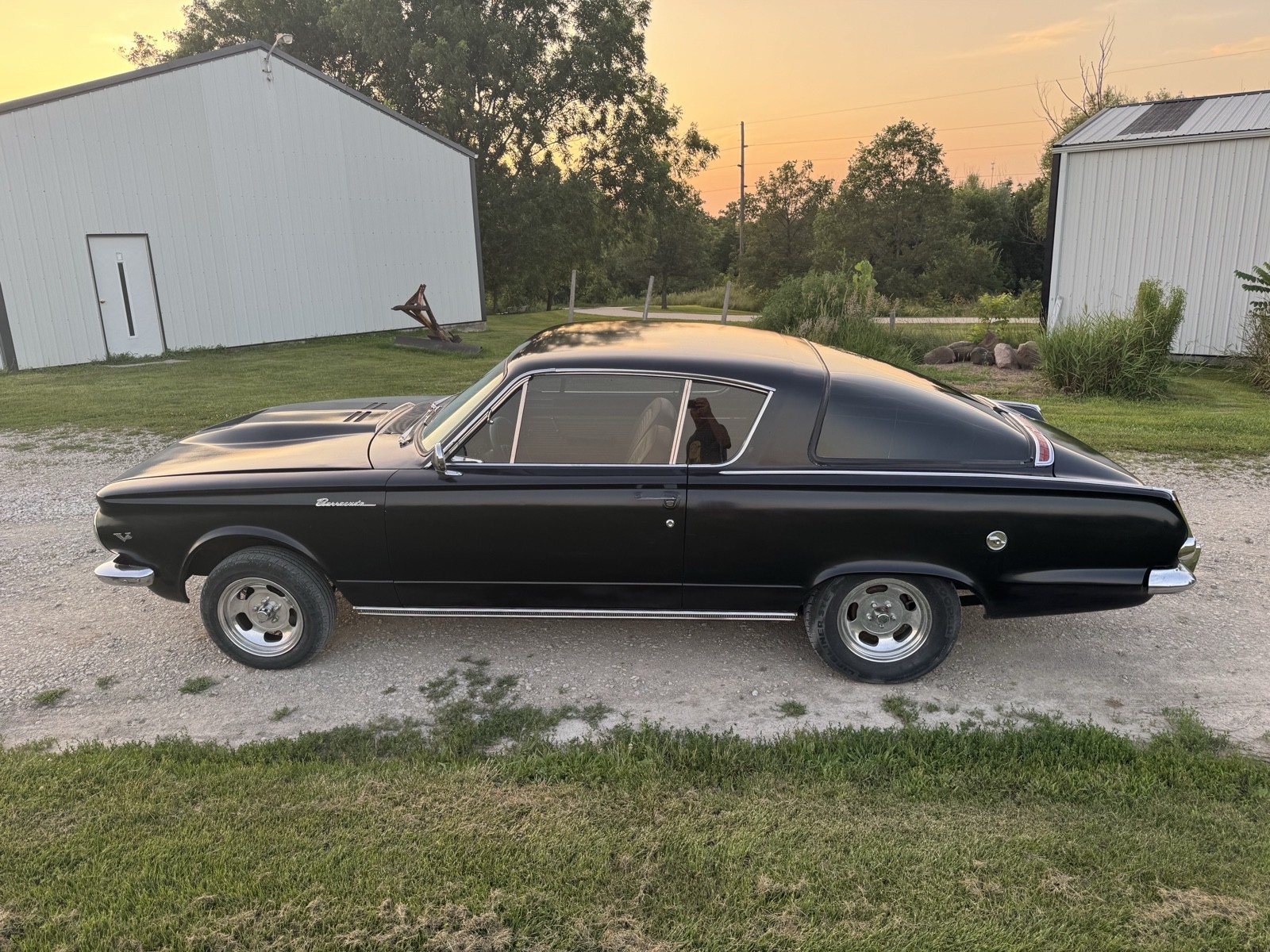 Plymouth-Barracuda-1964-6