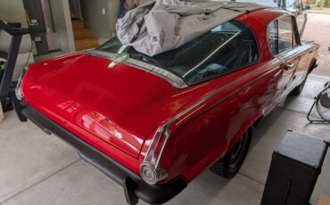 Plymouth-Barracuda-1964-Red-Black-3