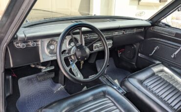 Plymouth-Barracuda-1965-Coupe-10