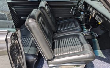 Plymouth-Barracuda-1965-Coupe-12
