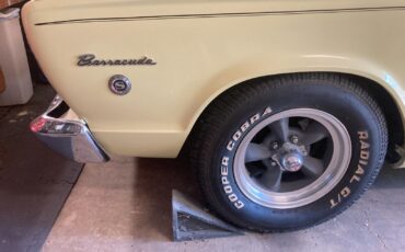 Plymouth-Barracuda-1966-Coupe-13