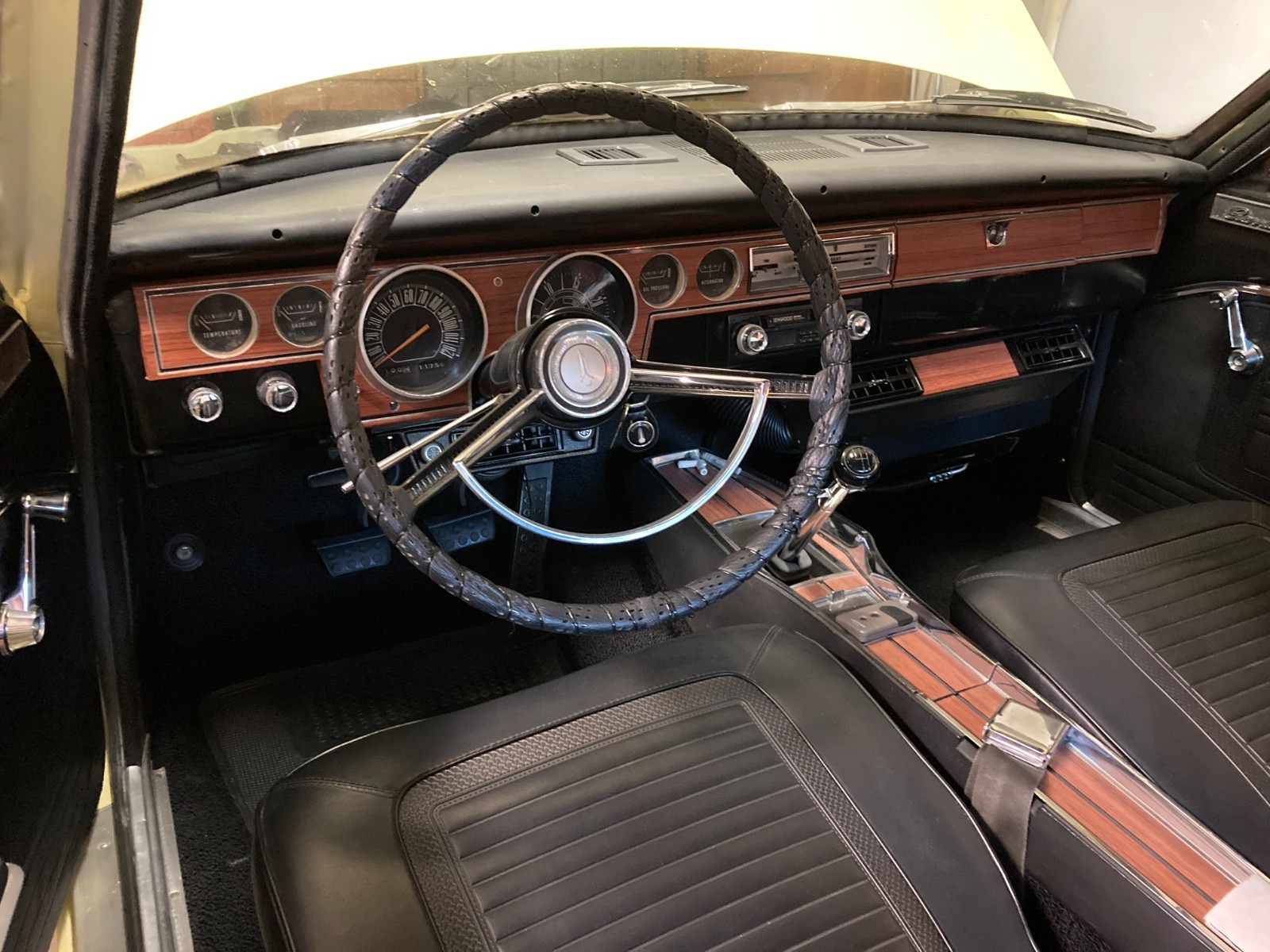 Plymouth-Barracuda-1966-Coupe-4