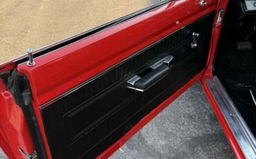 Plymouth-Barracuda-1967-Coupe-9