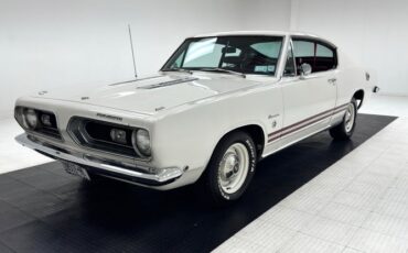 Plymouth-Barracuda-1968-Sable-White-Red-11