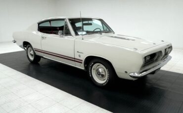 Plymouth-Barracuda-1968-Sable-White-Red-12