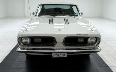 Plymouth-Barracuda-1968-Sable-White-Red-13