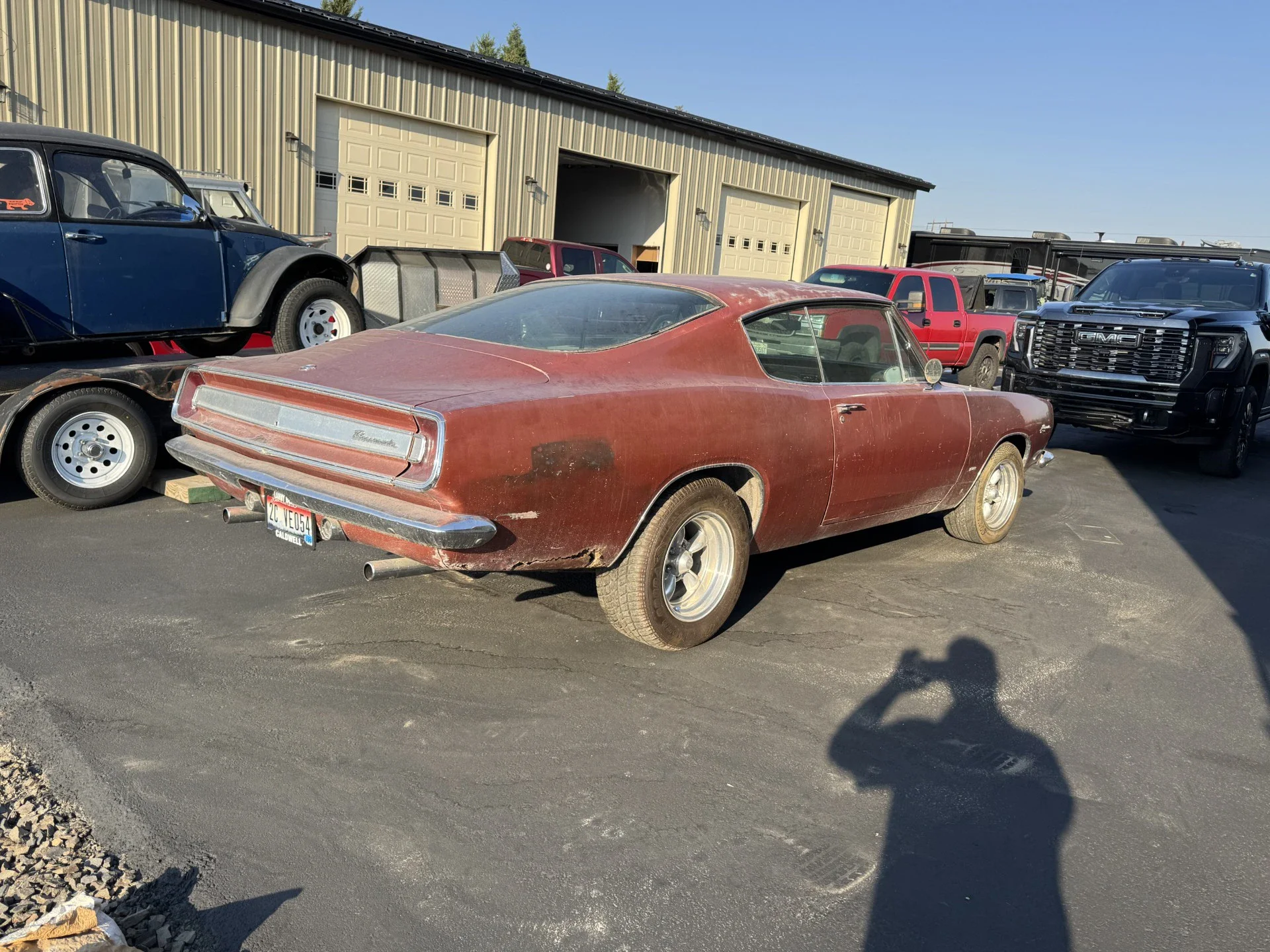 Plymouth-Barracuda-1969-Brown-Off-White-3