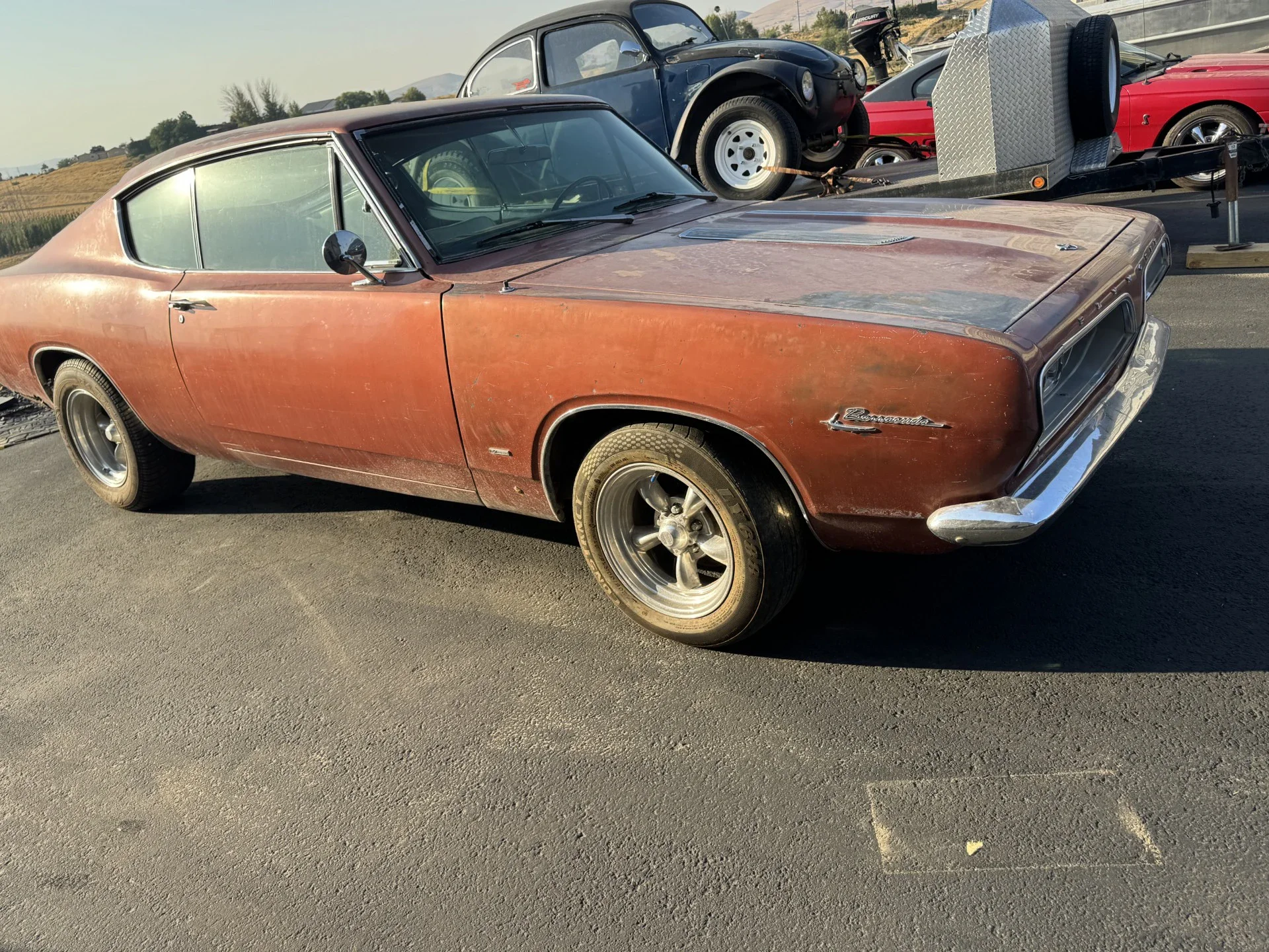 Plymouth-Barracuda-1969-Brown-Off-White-4