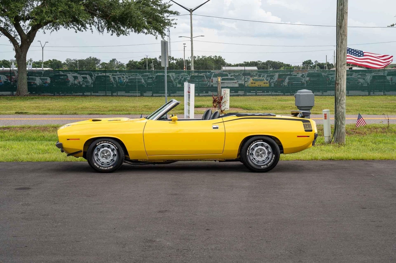 Plymouth-Barracuda-1970-2-Door-1