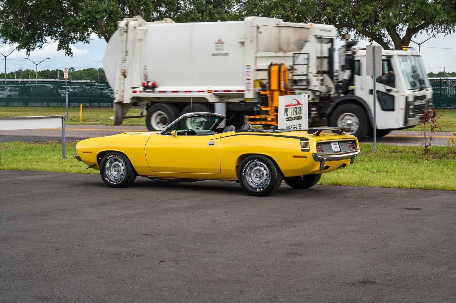 Plymouth-Barracuda-1970-2-Door-20