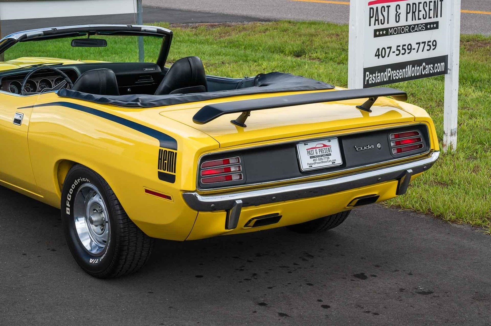 Plymouth-Barracuda-1970-2-Door-21