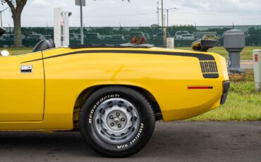Plymouth-Barracuda-1970-2-Door-23