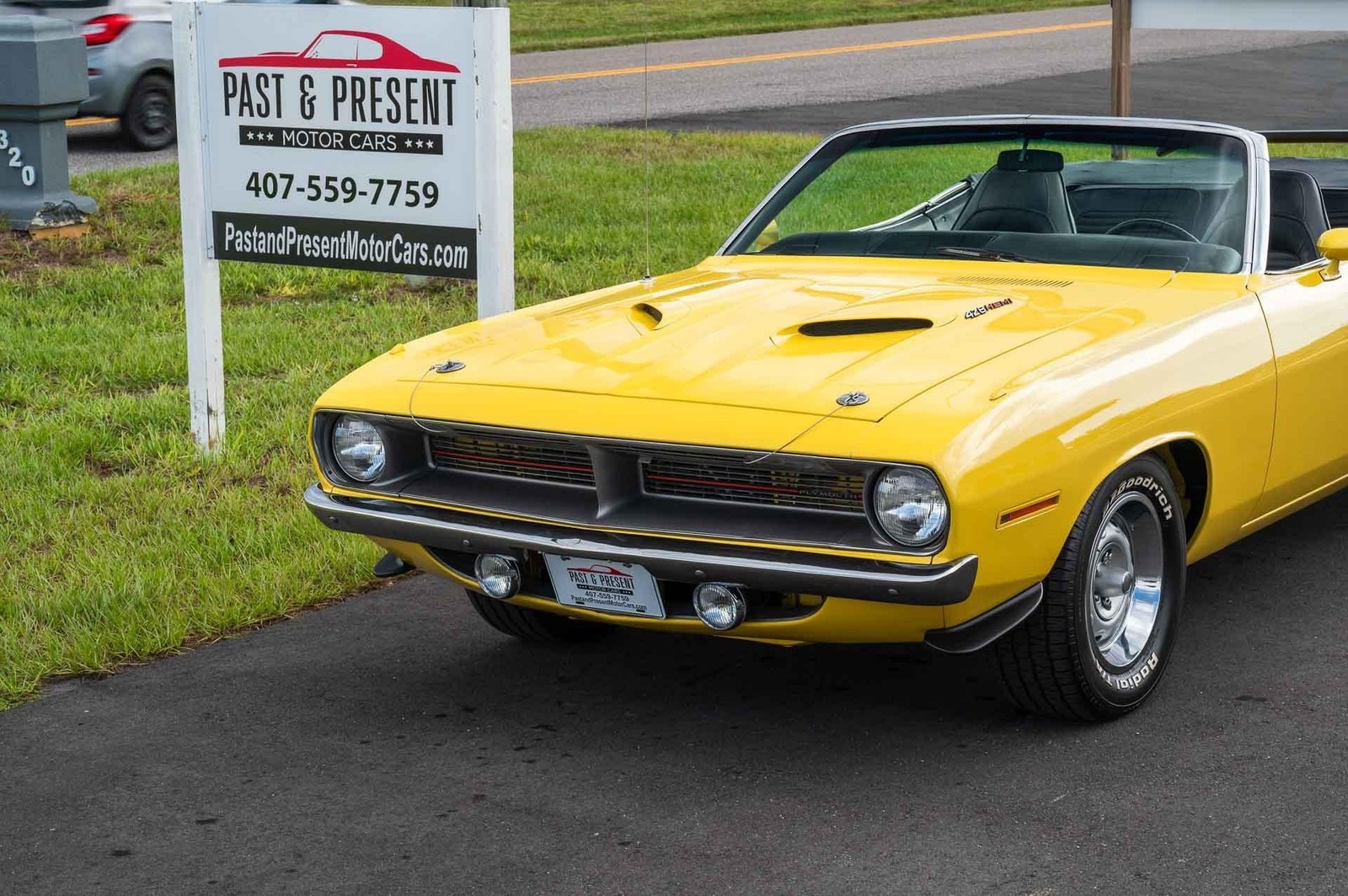 Plymouth-Barracuda-1970-2-Door-26