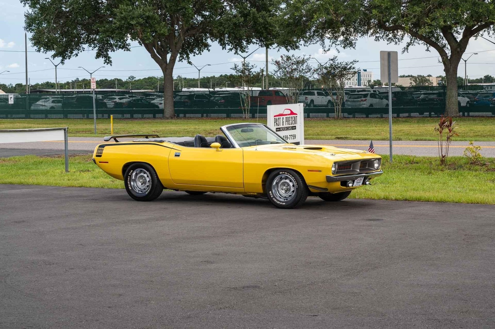 Plymouth-Barracuda-1970-2-Door-35