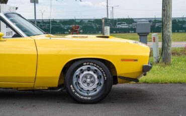 Plymouth-Barracuda-1970-2-Door-38