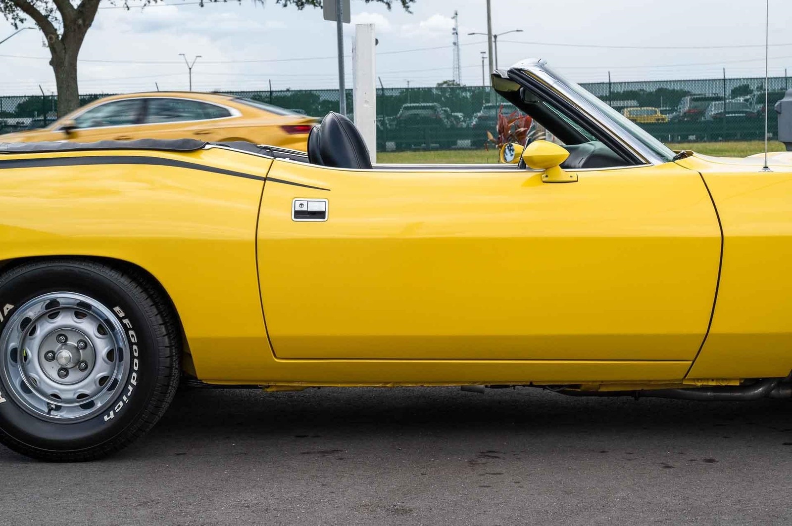 Plymouth-Barracuda-1970-2-Door-39