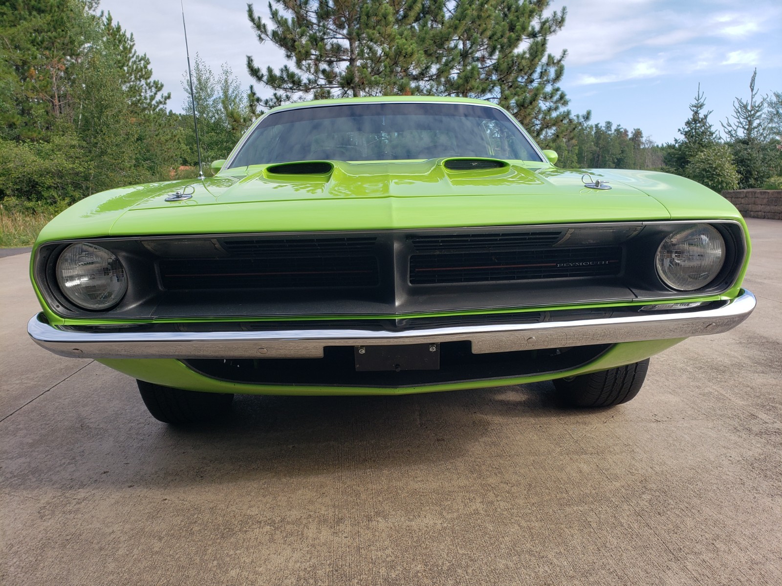 Plymouth-Barracuda-1970-Coupe-1