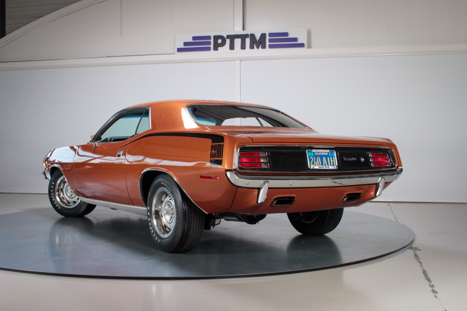 Plymouth-Barracuda-1970-Coupe-2