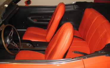 Plymouth-Barracuda-1971-Convertible-9