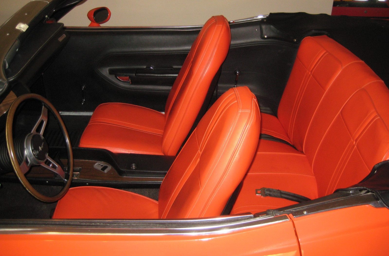 Plymouth-Barracuda-1971-Convertible-9